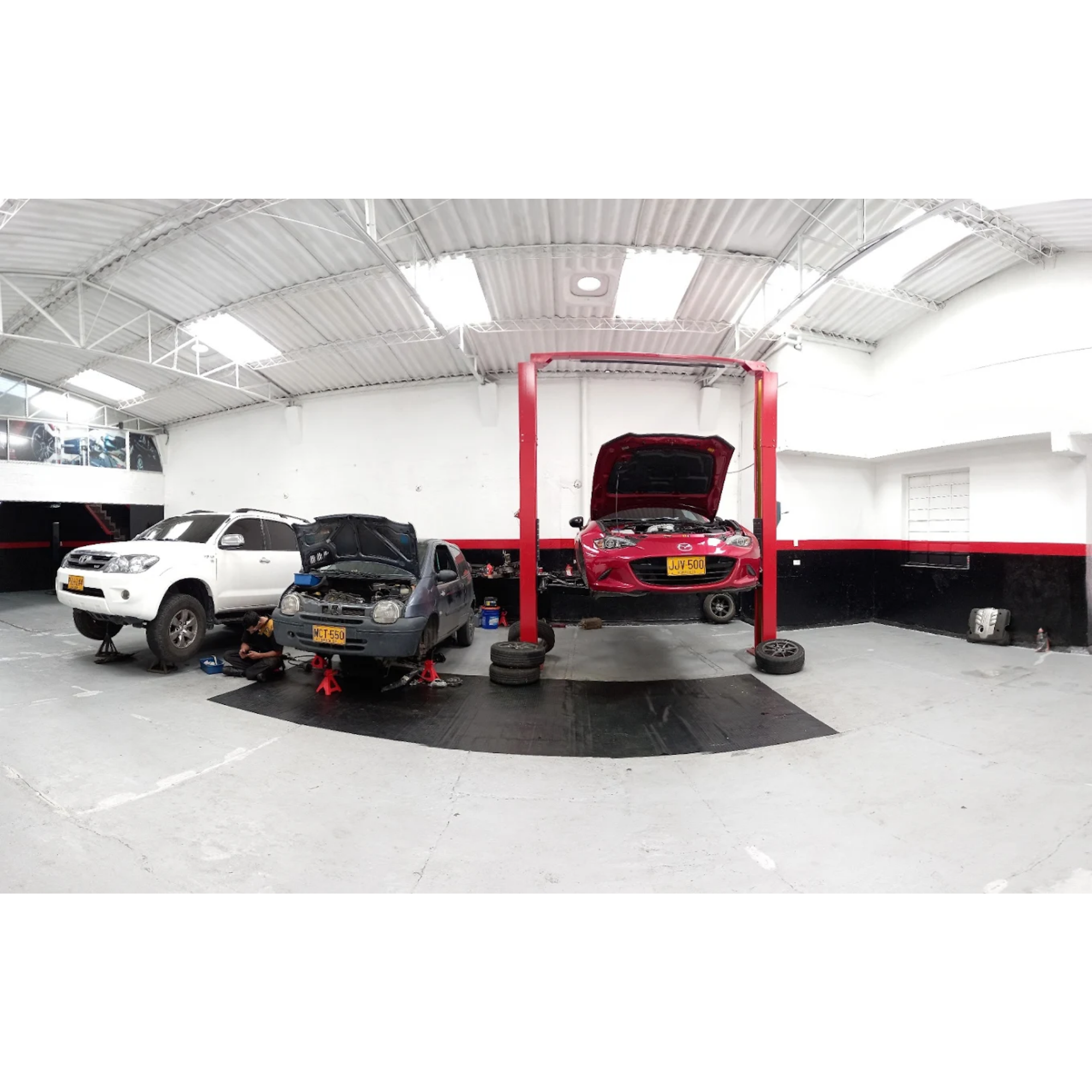Instalaciones de Autodealer, taller aliado RedMotor